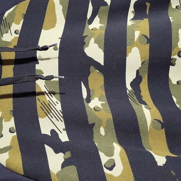 Nike Mens XL Dri Fit Pullover Hoodie Black Green‎ Camo Stripe Army Sweatshirt - Picture 7 of 8